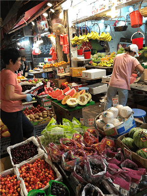Wet market in Hong Kong